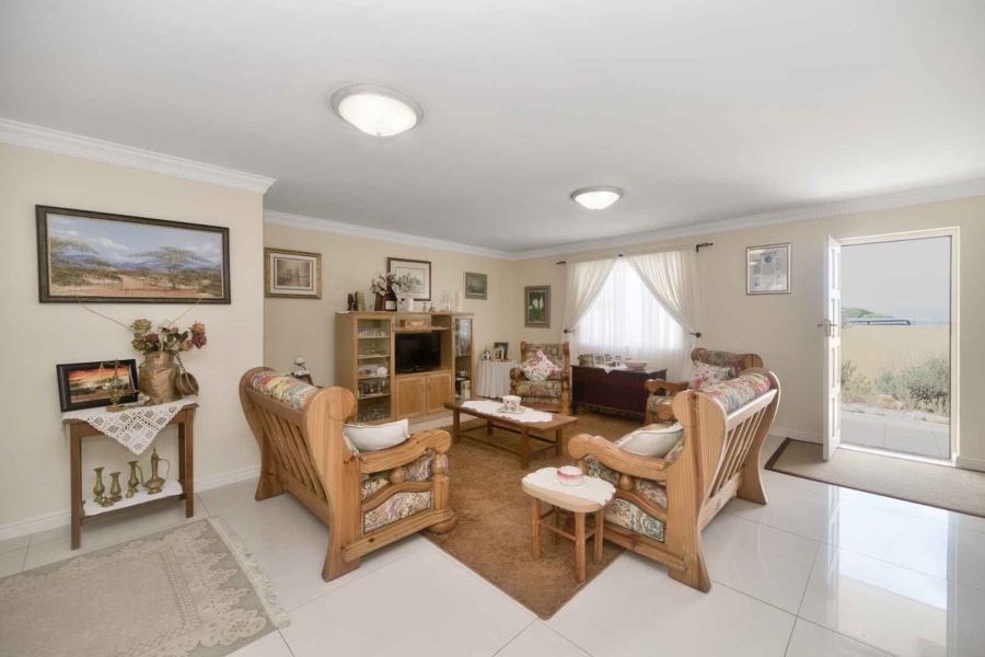 4 Bedroom Property for Sale in Pearly Beach Western Cape